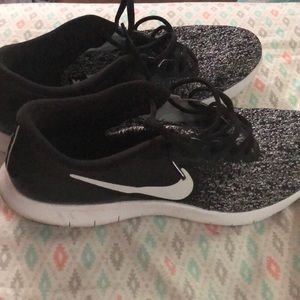 Nike Men’s Flex Contact Running Shoes